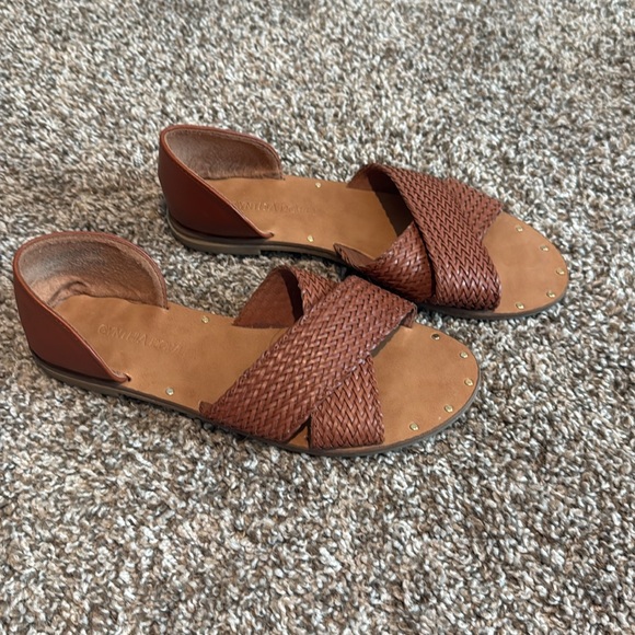 Cynthia Rowley Sandals - Picture 2 of 4